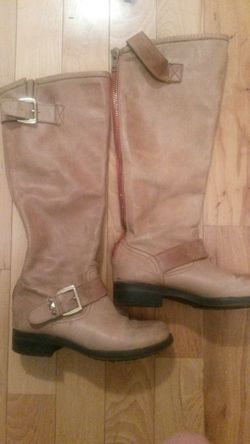 Tan Steve Madden boots