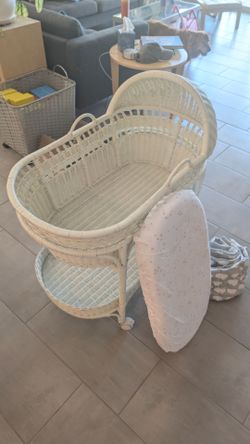 Bassinet from pottery barn