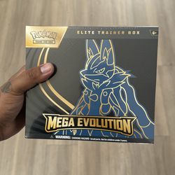 Pokémon Mega Evolution Etb (Lucario)