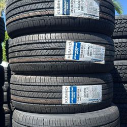 245/60R18 Set Of 4 Kumho New Tires 