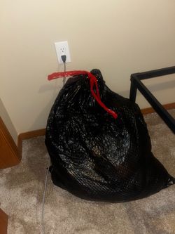 Womens small closet cleanout