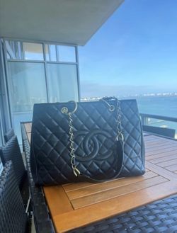 Authentic Chanel Black Quilted Tote Bag w/ Authenticity Card