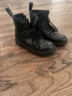 Dr martens girls boots