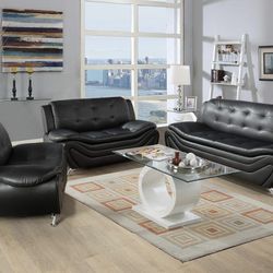 Modern Style Leather Three Piece Couch Set Comes In Three Colors !