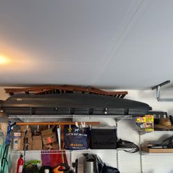 Thule Cargo Box 7.5feet With Key…. $200