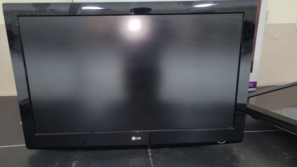 LG 37 Inch TV