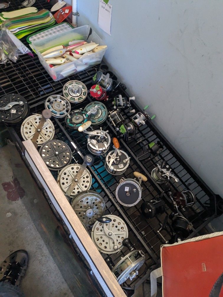 Garage Sale This Weekend 7/12 And 7/13