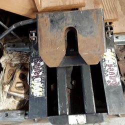 Pullrite Superglide sliding 5th wheel hitch model 3300