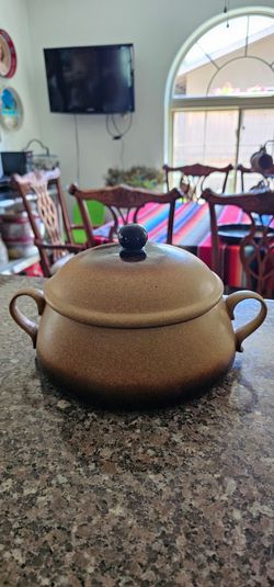 Stoneware pot