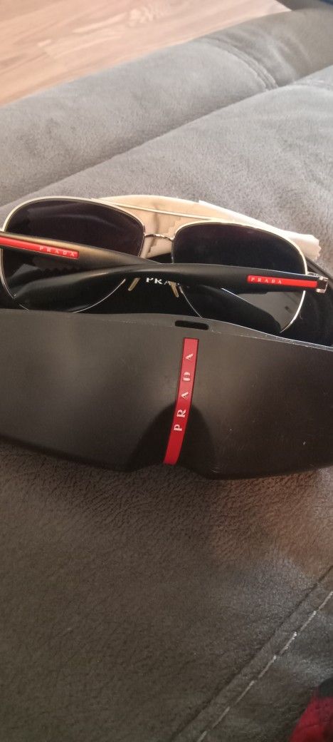 Prada Polarized Aviator 