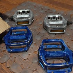 Haro Fusion BMX Bike Pedals And Sprockets 