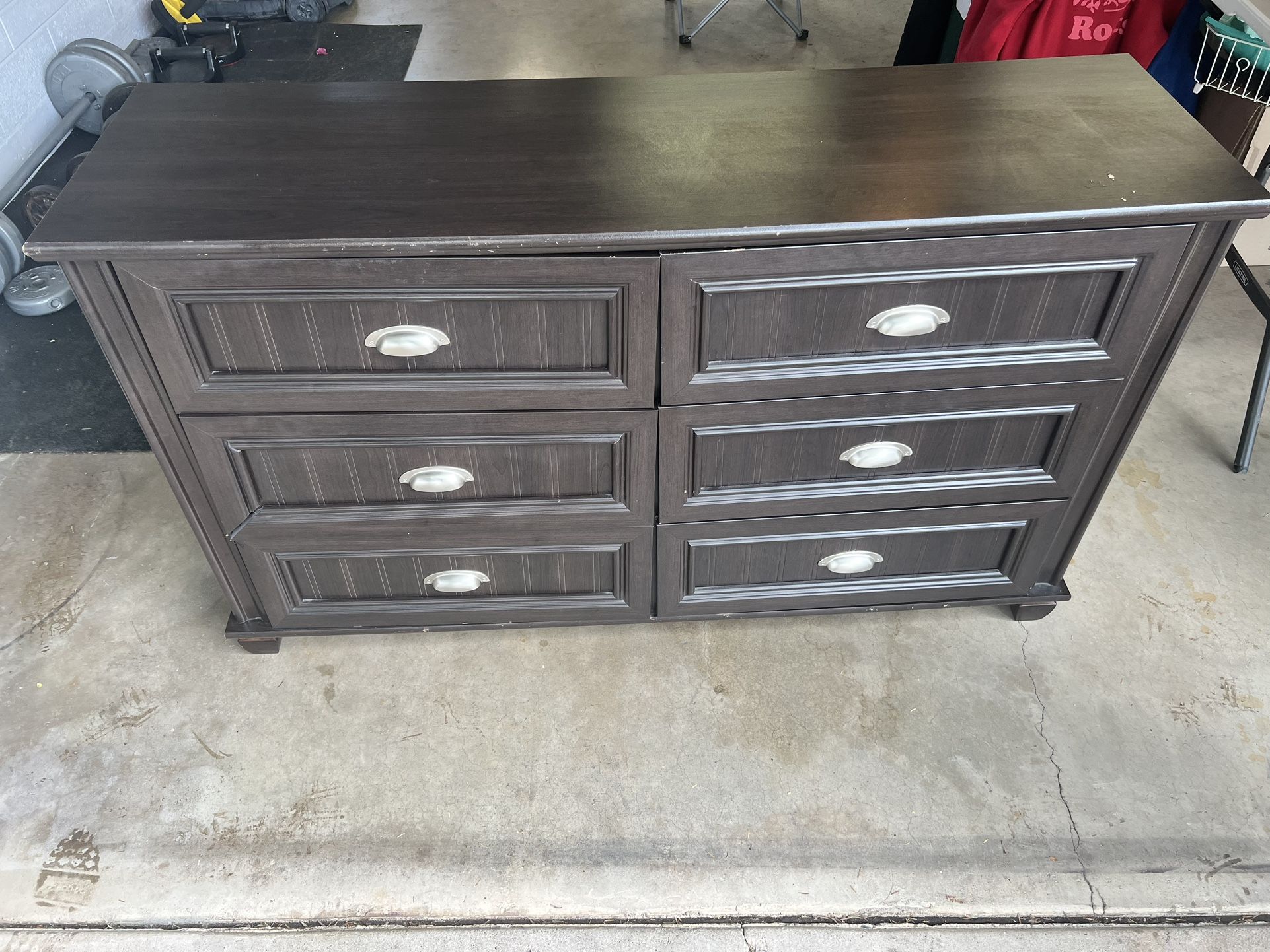 6 Drawer Dresser