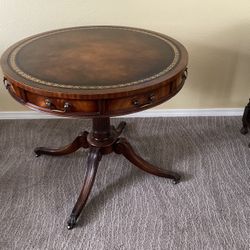 Leather Top Table In Exceptional Good Condition 