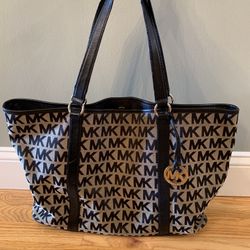 Michael Kors Tote