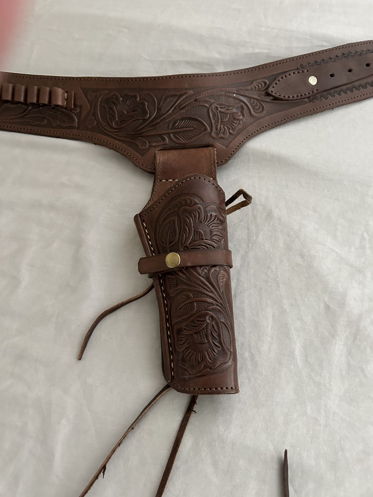 Cowboy Gun Belt And Holster