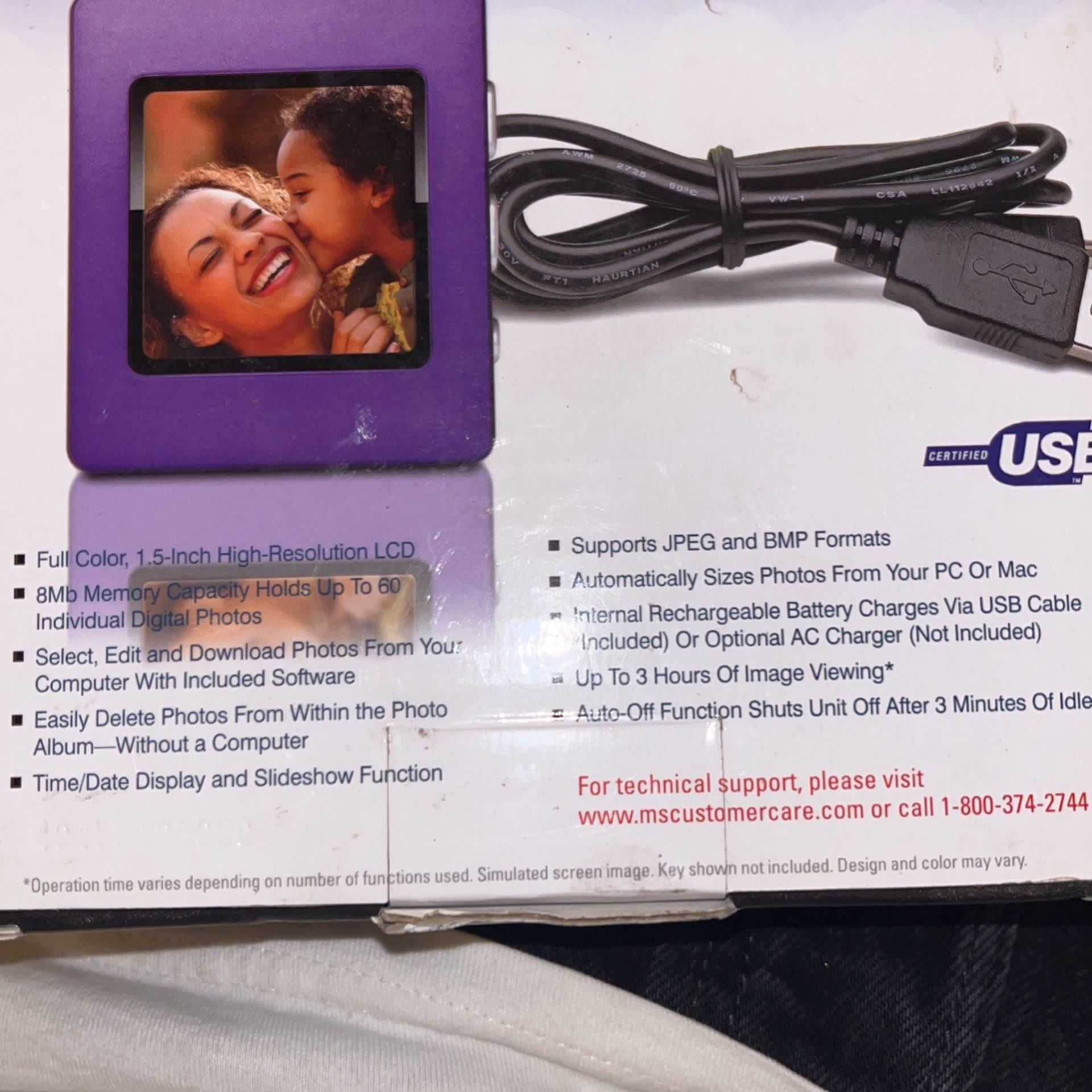 Shift 3 Digital Photo Album With Keychain