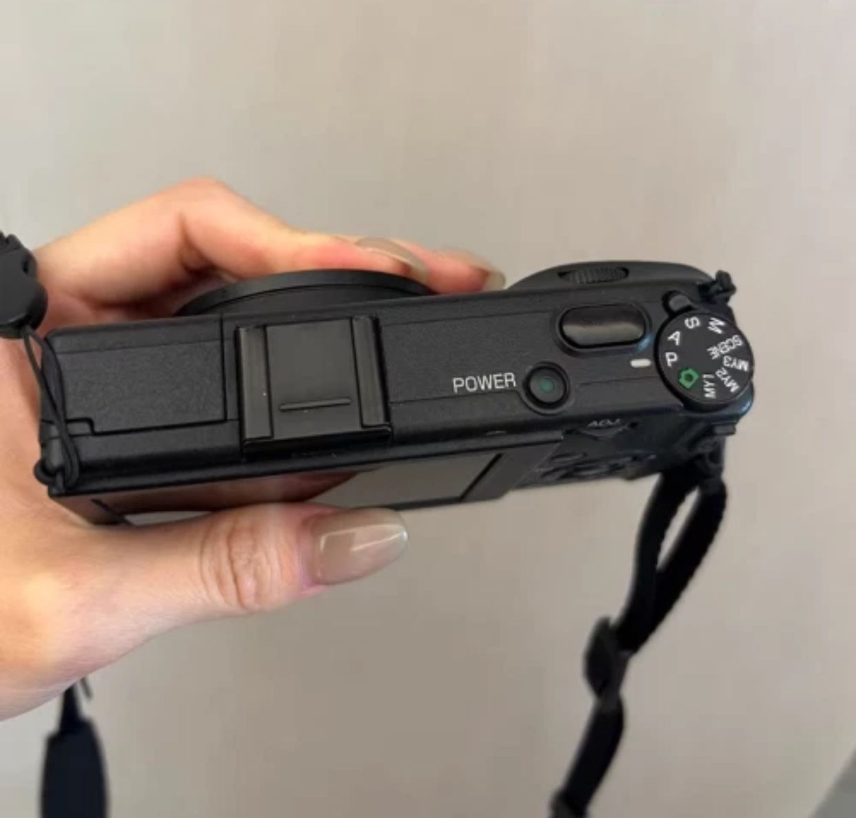 Ricoh GR Digital III (GRD III) – Legendary Street Photography Compact