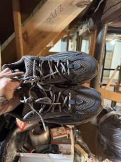 Yeezy 700 Men Size 11