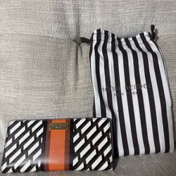 New Henri Bendel Orange Geometric Single Snap Wallet With Dustbag