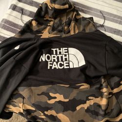 The North Face Zip Up Hoodie Black /Camo