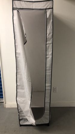 20x20x75 high ‏closed like new