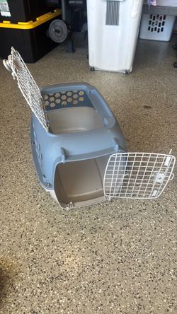 Cat cage