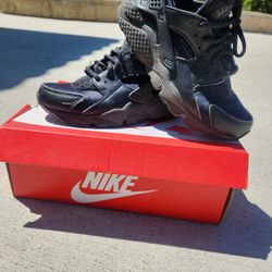 Nike Huarache Shoes