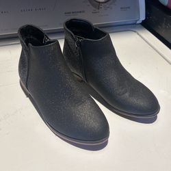 Girls Boots