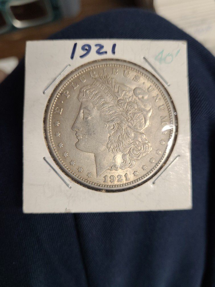 1921 MORGAN Dollar
