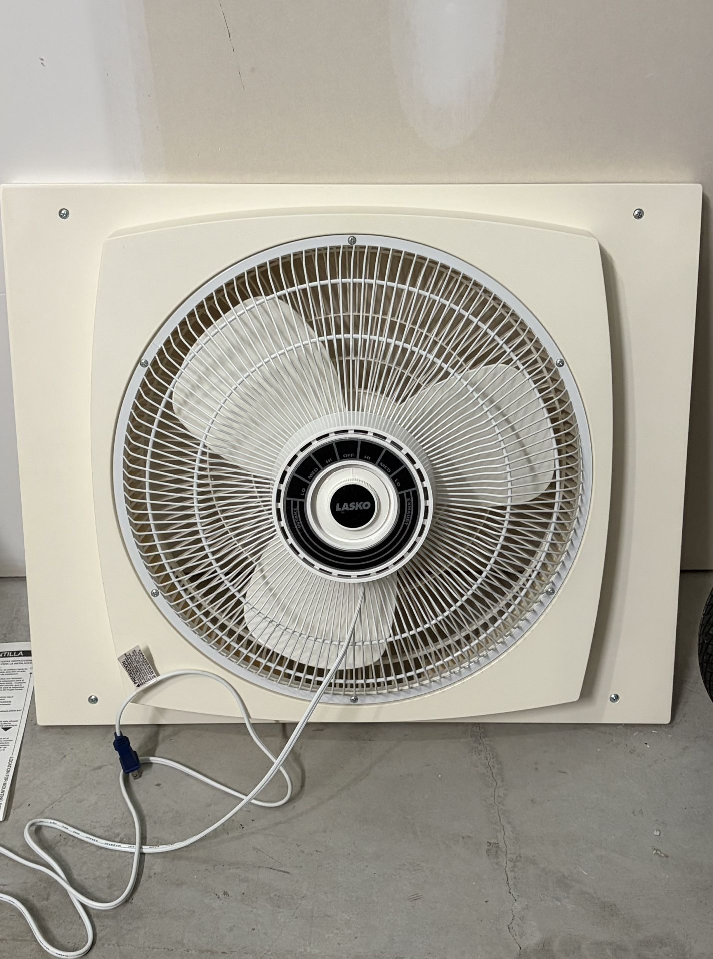 Lasko house/window fan (intake and exhaust)
