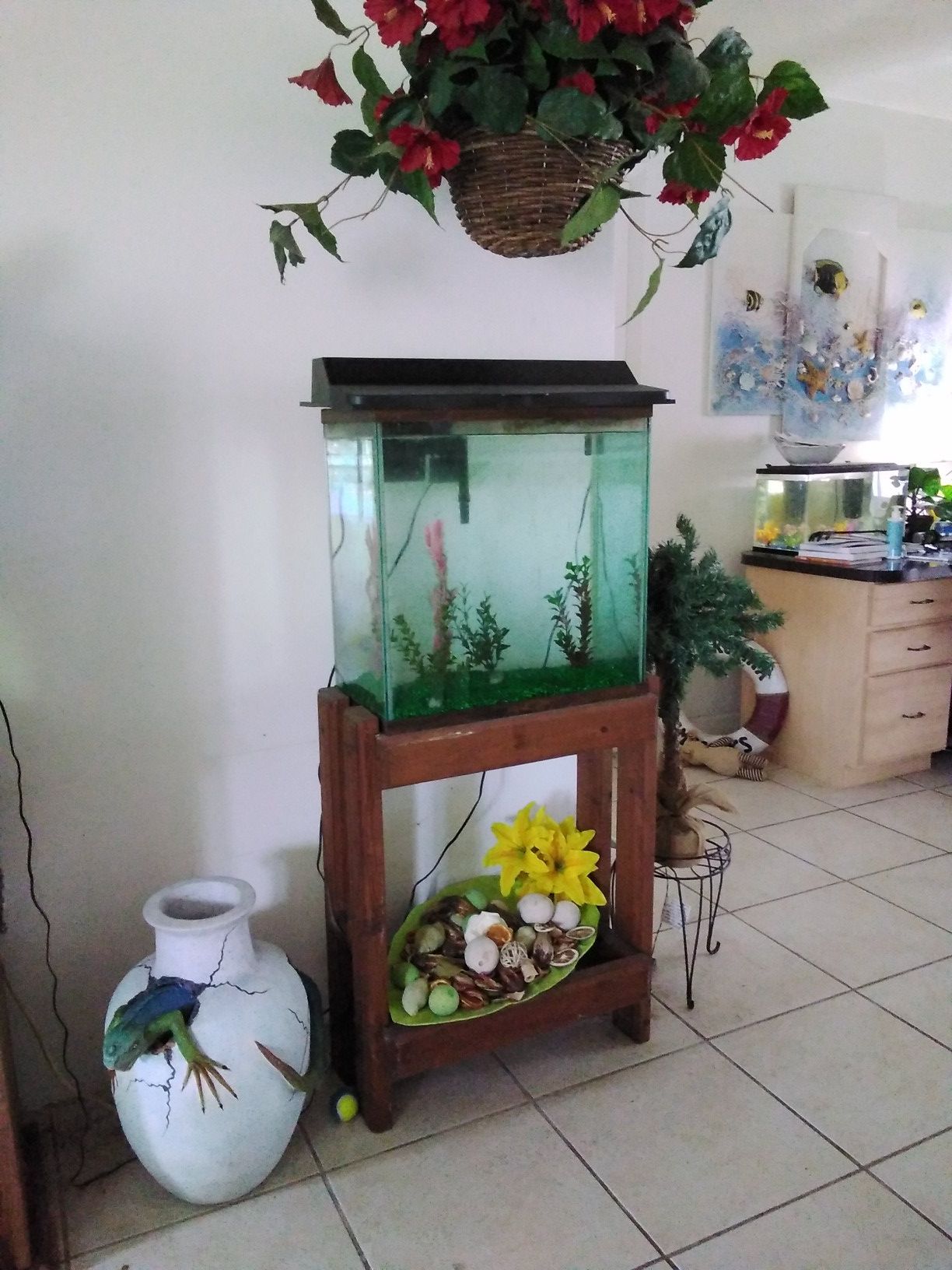 Fish tank