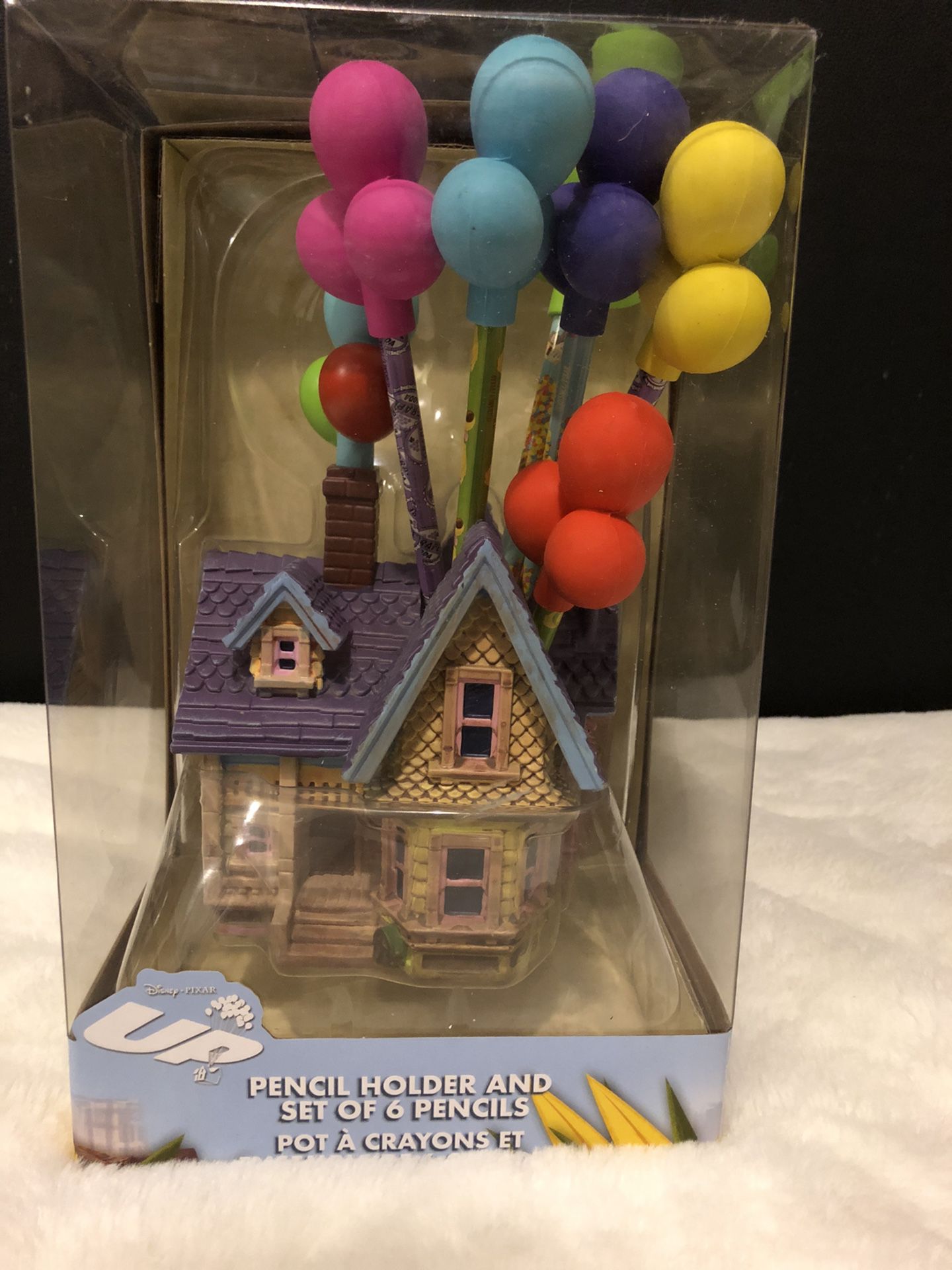 Disney Pixar UP Balloon House