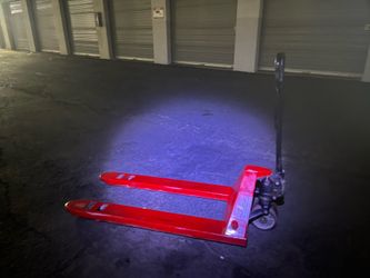 Pallet jack