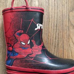 🕷️ Spider-Man Boys Rain Boots – Size 12 – Great Condition! 🕸️