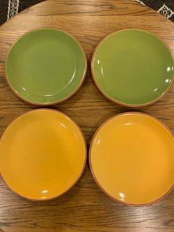 Set of 4 Ceramic Plates Green and Yellow