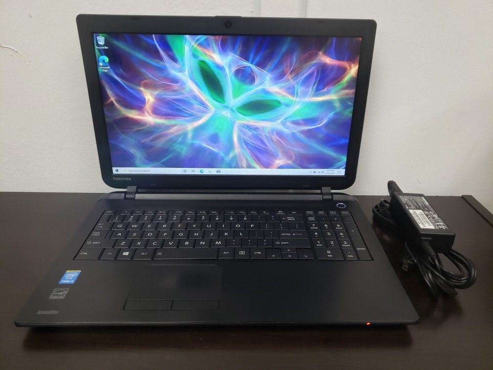 TOSHIBA SATELLITE C55-B5200 / 640GB HDD / 4GB RAM / i3-4005U 1.70GHz / 15.6" / WIN 10 LAPTOP