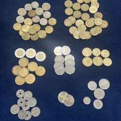Foreign coins ( 8 Countries ) 89 Pieces 