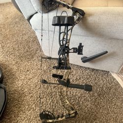 PSE Compound Bow 