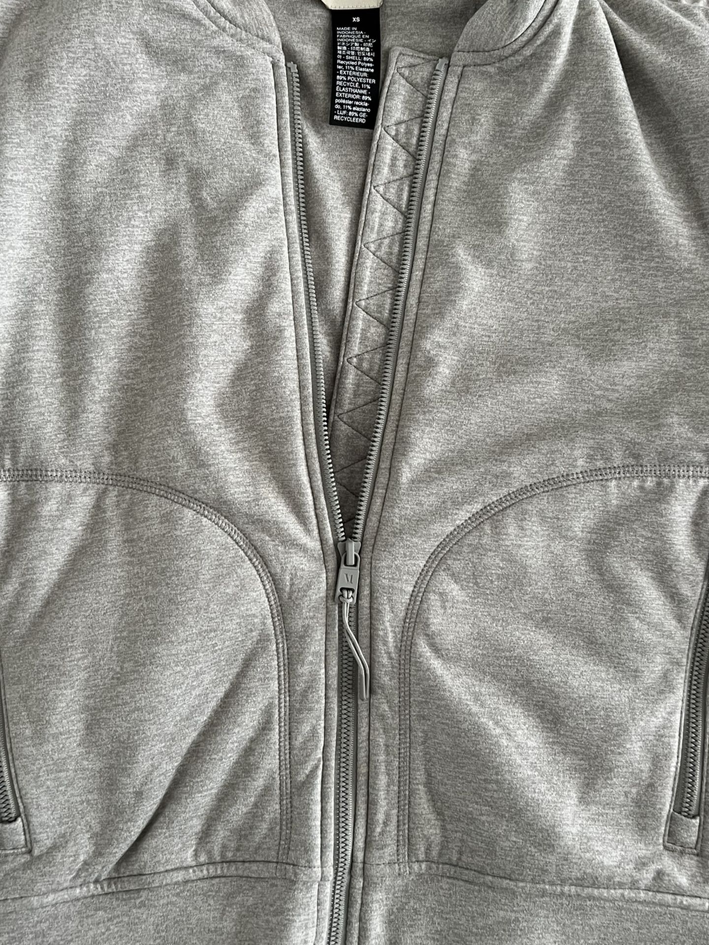 Vuori Sweater Jacket Womens