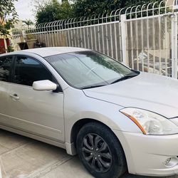 2010 Nissan Altima