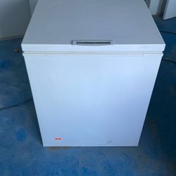$40 Freezer. works great. Very good condition