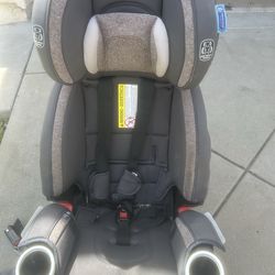 Graco  car seat