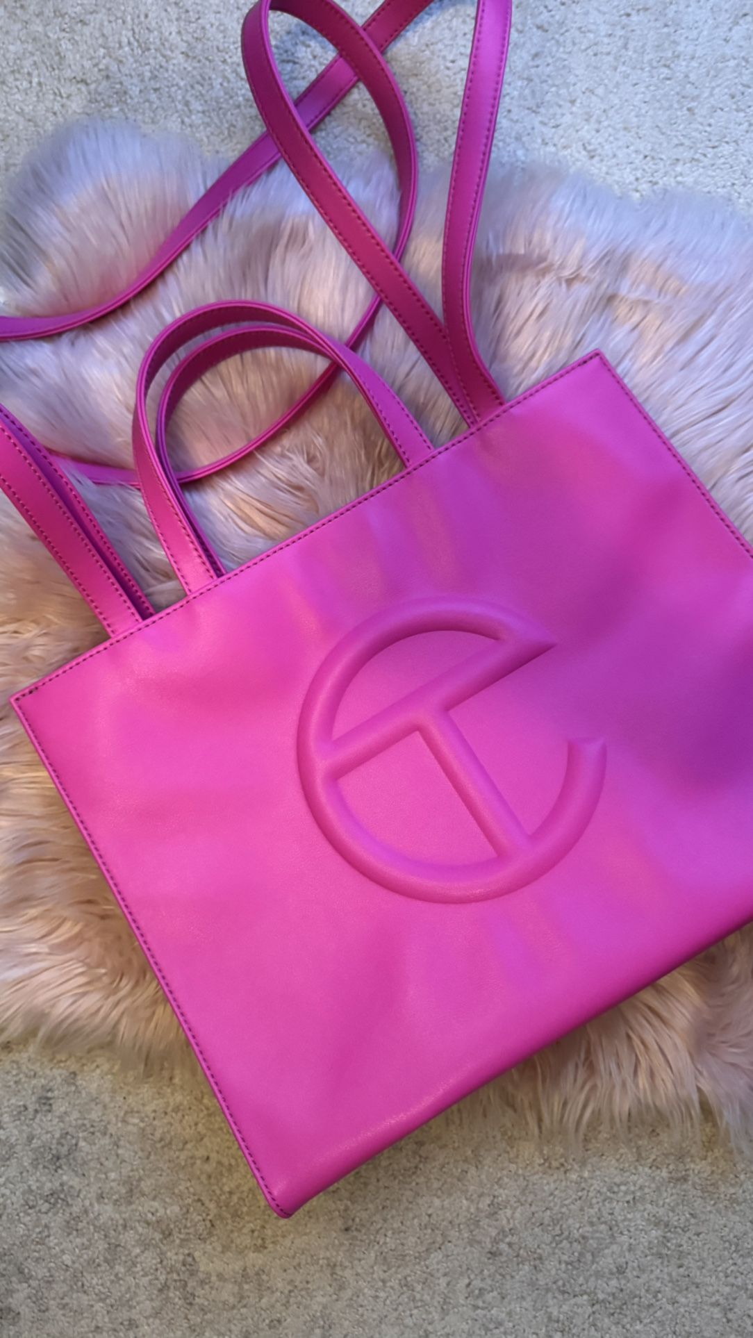 Fuchsia Medium Telfar Bag β Excellent Condition