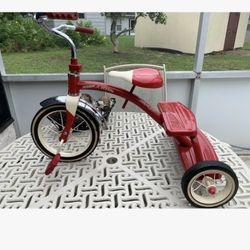 Vintage Radio Flyer Tricycle