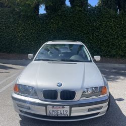 2001 BMW 325i Silver Sedan