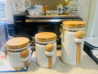 White Porcelain Caniters