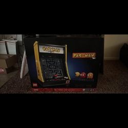 LEGO Icons PAC-Man Arcade
