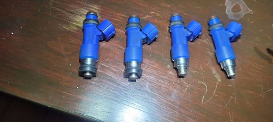 Subaru Sti Oem Denso Injectors. 