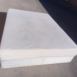 Queen Tempurpedic Memory Foam Mattress And Box Spring 