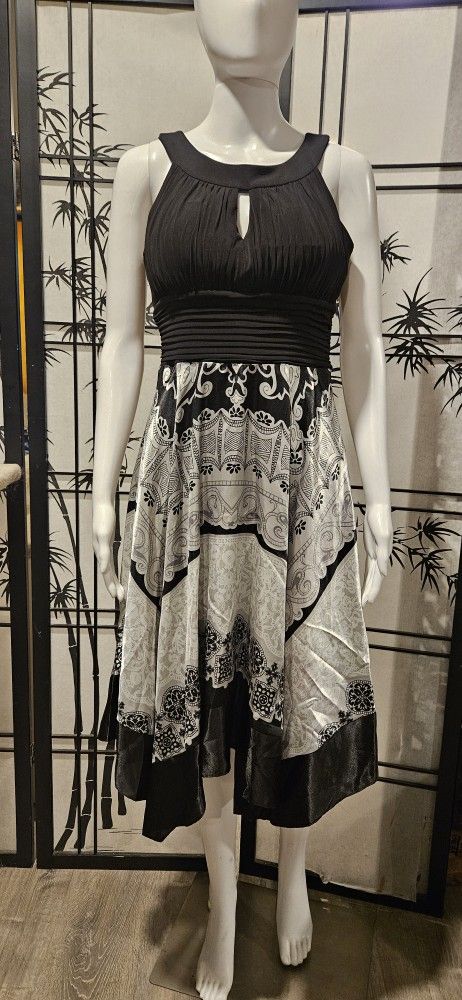 Melrose Social Sangria Handkerchief Dress